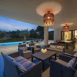 Villa Lali